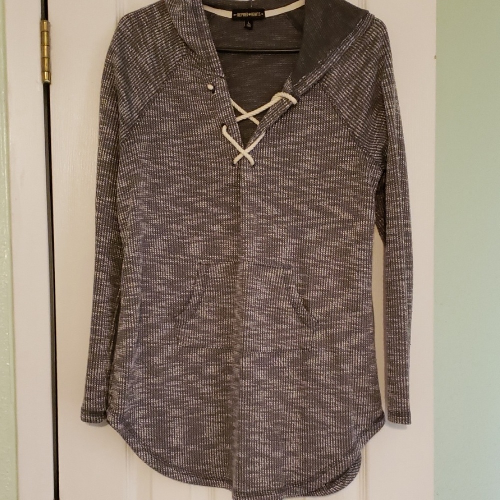 Hooded top